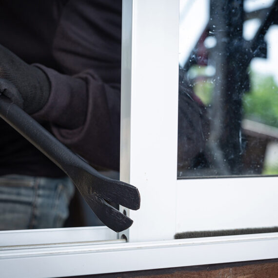 1-thieves-wear-black-hats-pry-windows-steal-things